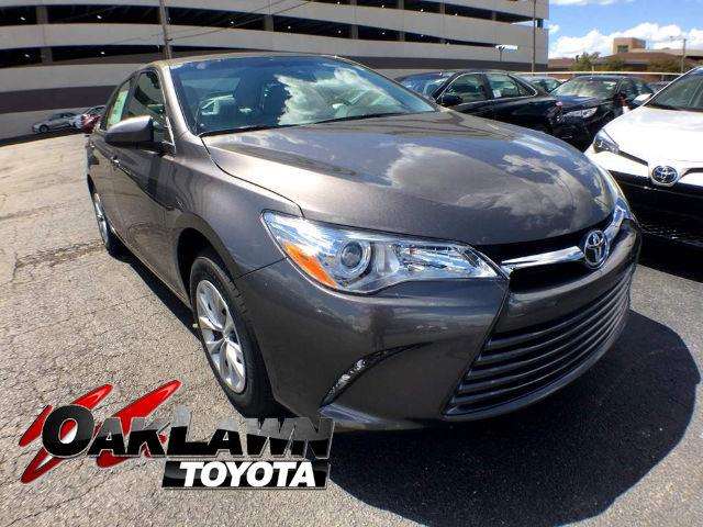 2017 Toyota Camry LE 4Dr Sedan